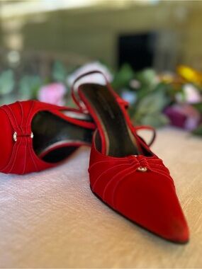 Red Pointed Toe Slingback Heels